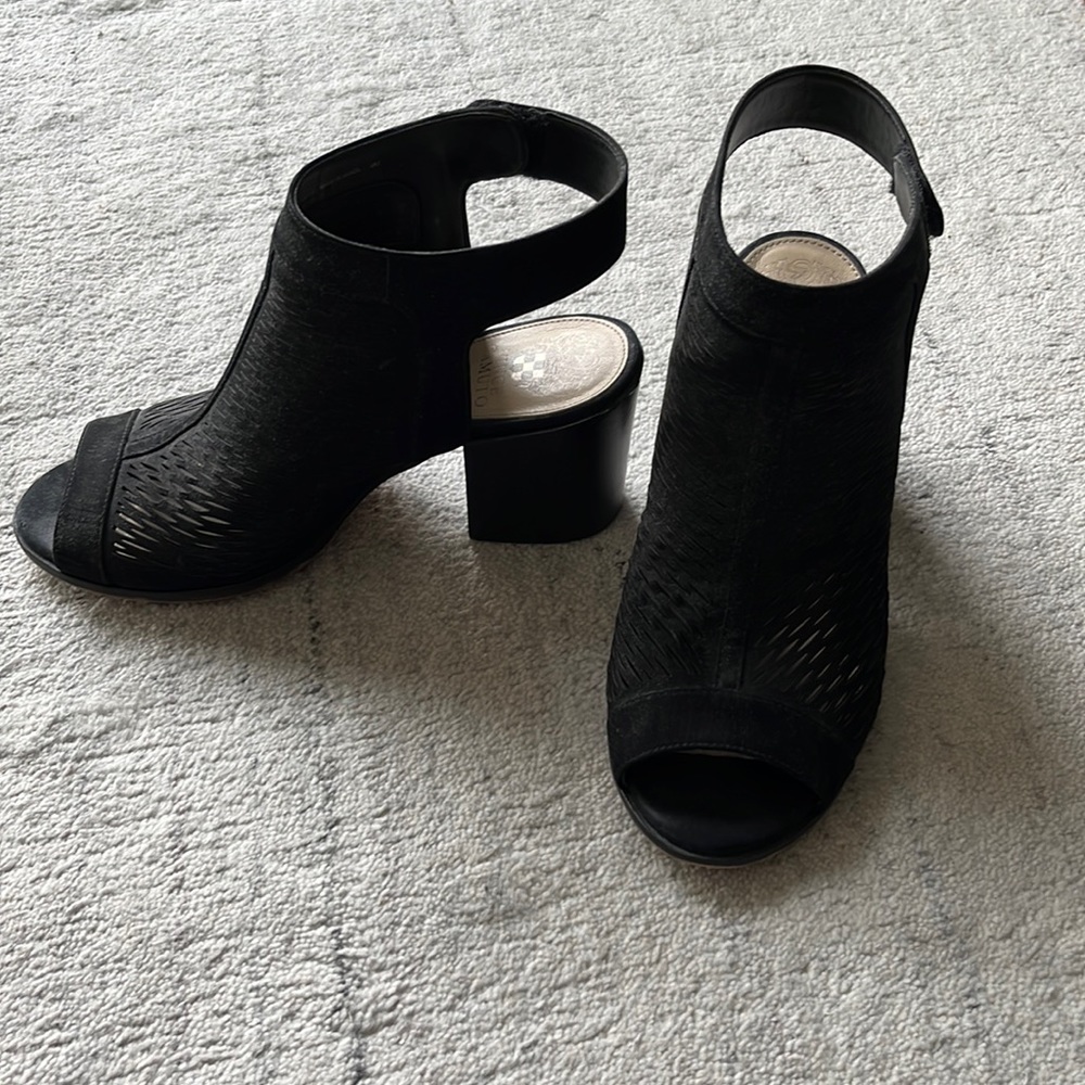 Vince Camuto Sandal
